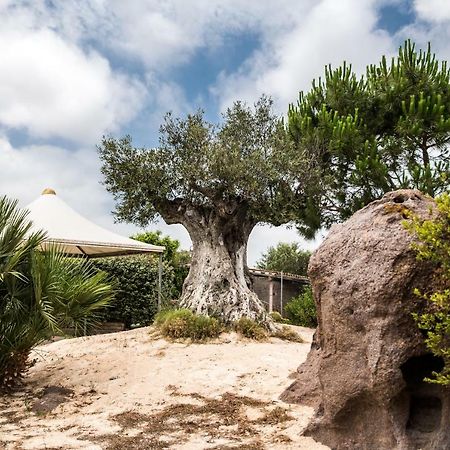 B&B Il Cenerino Sant'Antioco Bagian luar foto